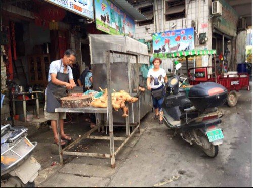 Hundefleisch-Verkäufer in China